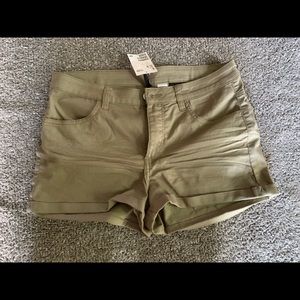 NWT H&M shorts